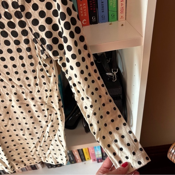 J. Crew Cream and Black Polka Dot Top Size Extra Small - Picture 3 of 4